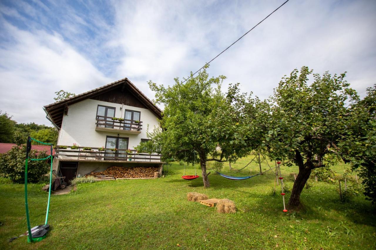 House On The Riverside Holiday home Ogulin