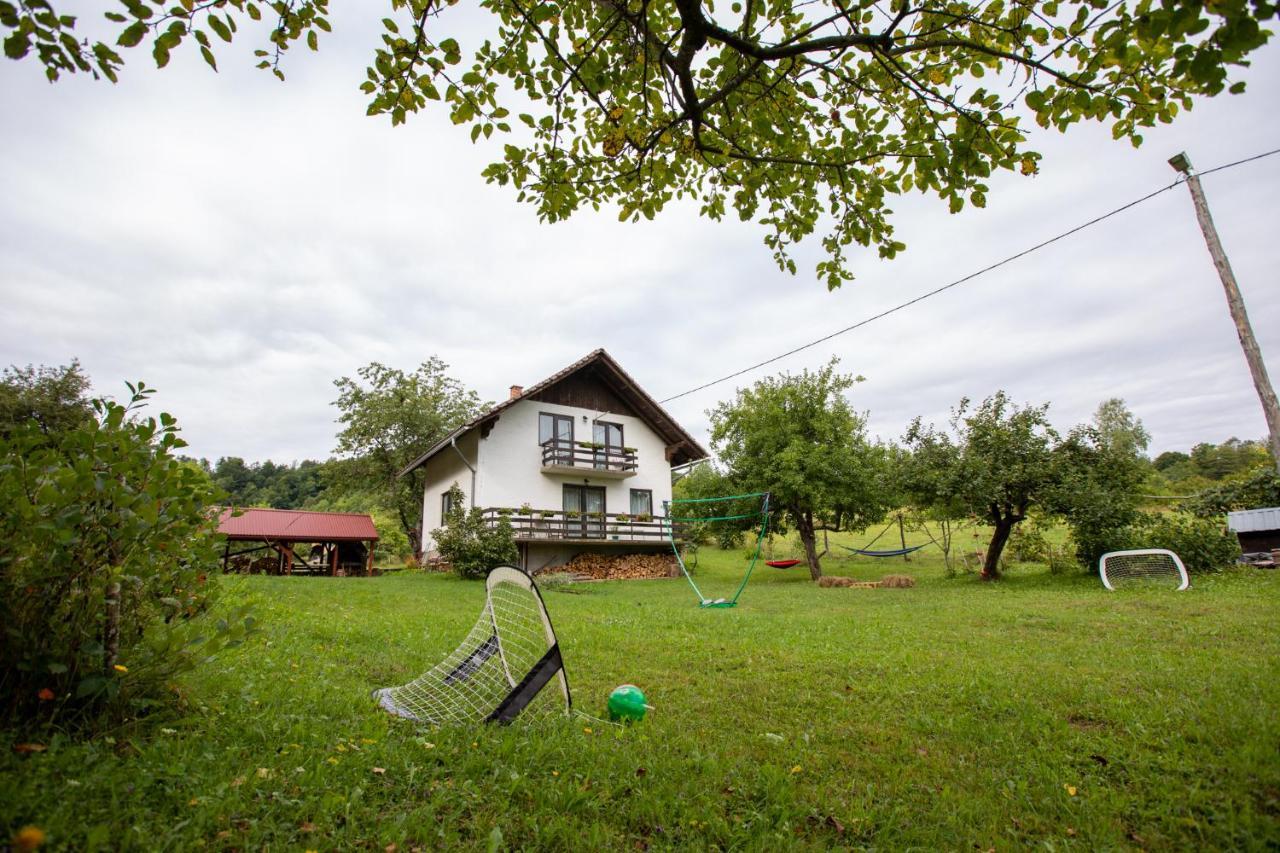 House On The Riverside *